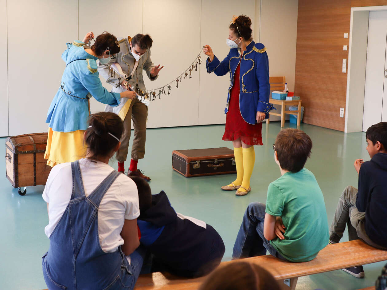 Unsere ROTE NASEN Clowns beim Karawanen Orchester im Elisabethinum